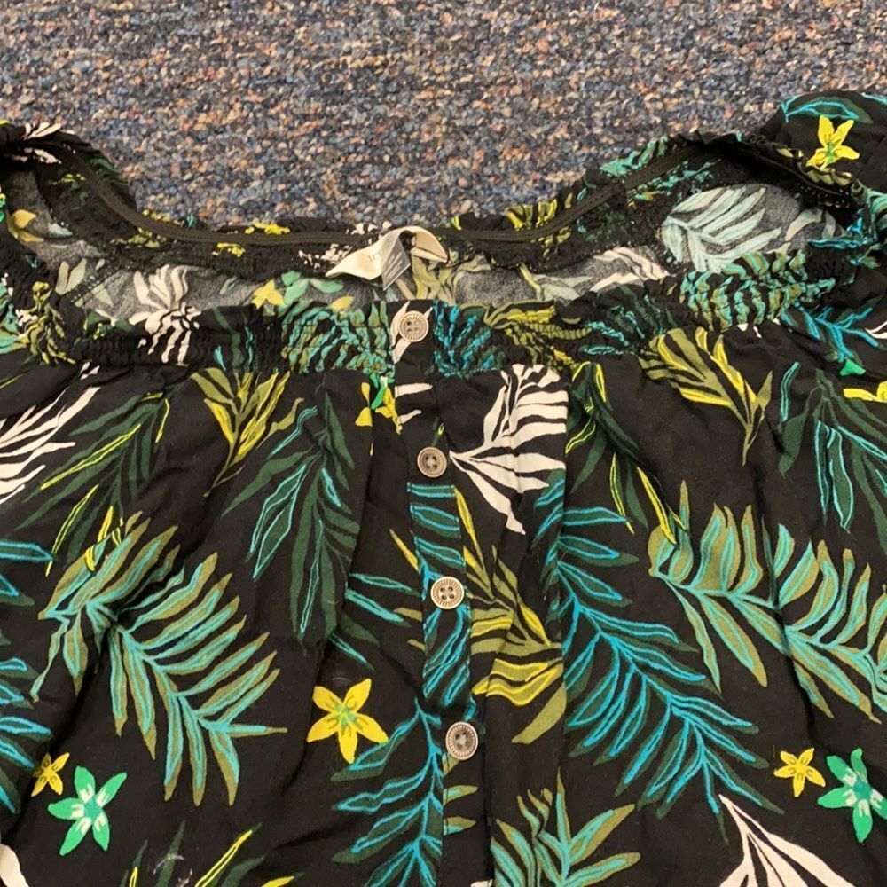 Terra & Sky Black Button Up Blouse sz. 2X - Picture 2 of 2